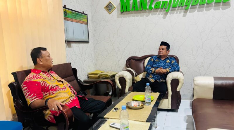 Perkuat Sinergi Pendidikan, Kepala MAN Tanjungbalai Terima Kunjungan Dekan FKIP UNA