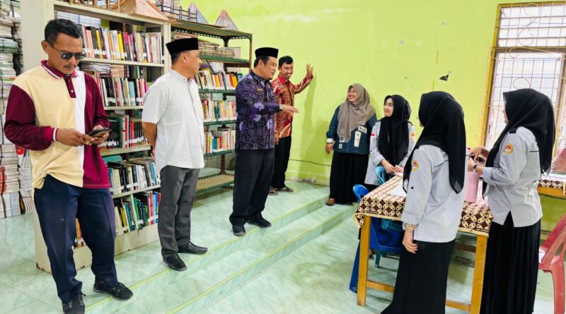 Kepala MAN Tanjungbalai Tinjau Langsung Aktivitas Mahasiswi PLPT UNA